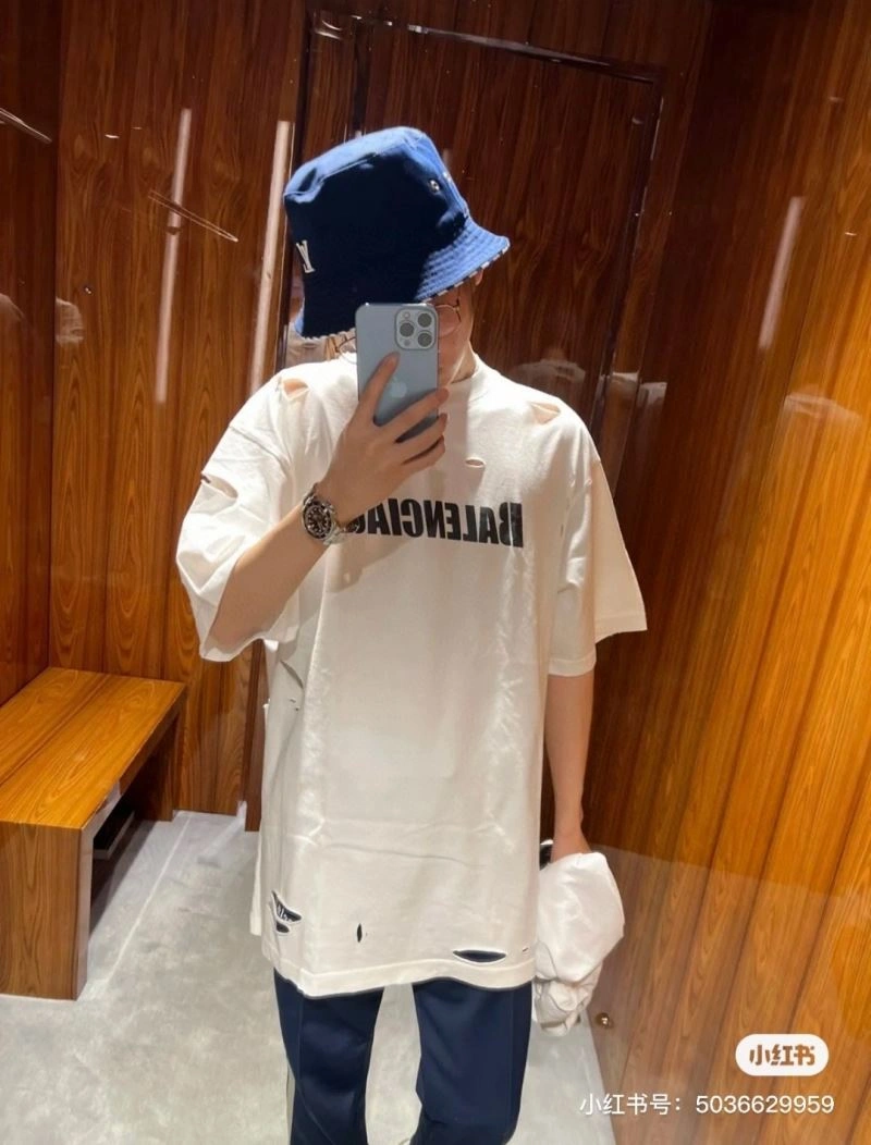 Balenciaga T-Shirts HighQuality 98045