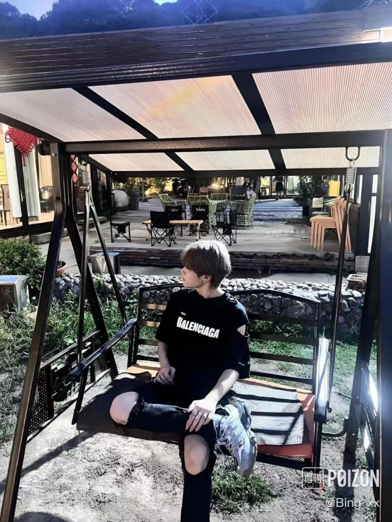Balenciaga T-Shirts HighQuality 98045