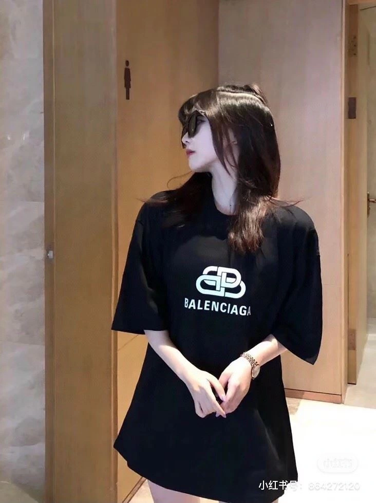 Vibrant Balenciaga T-Shirts 98046