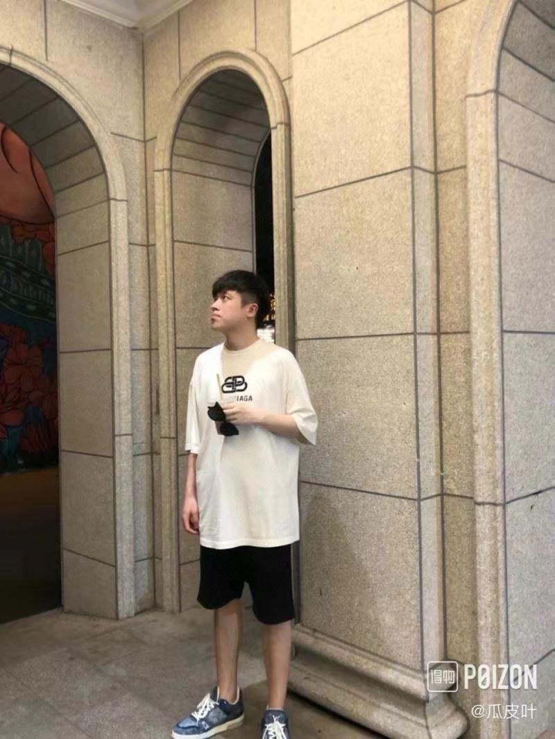 Vibrant Balenciaga T-Shirts 98046
