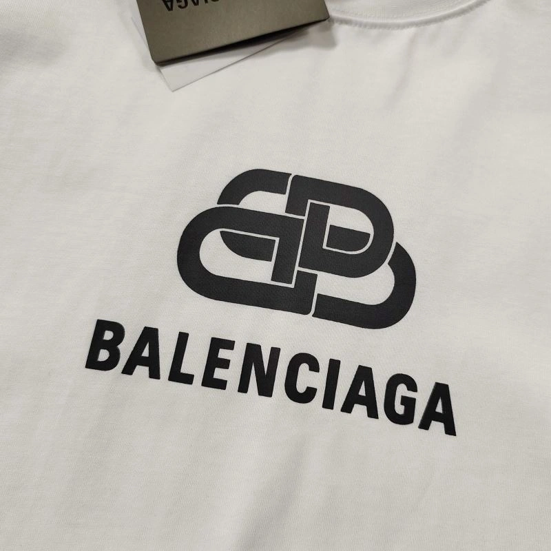 Vibrant Balenciaga T-Shirts 98046