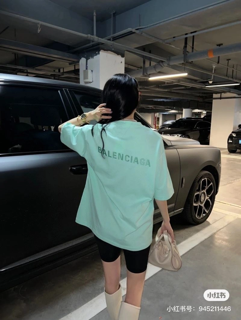 Balenciaga T-Shirts Vibrant 98043