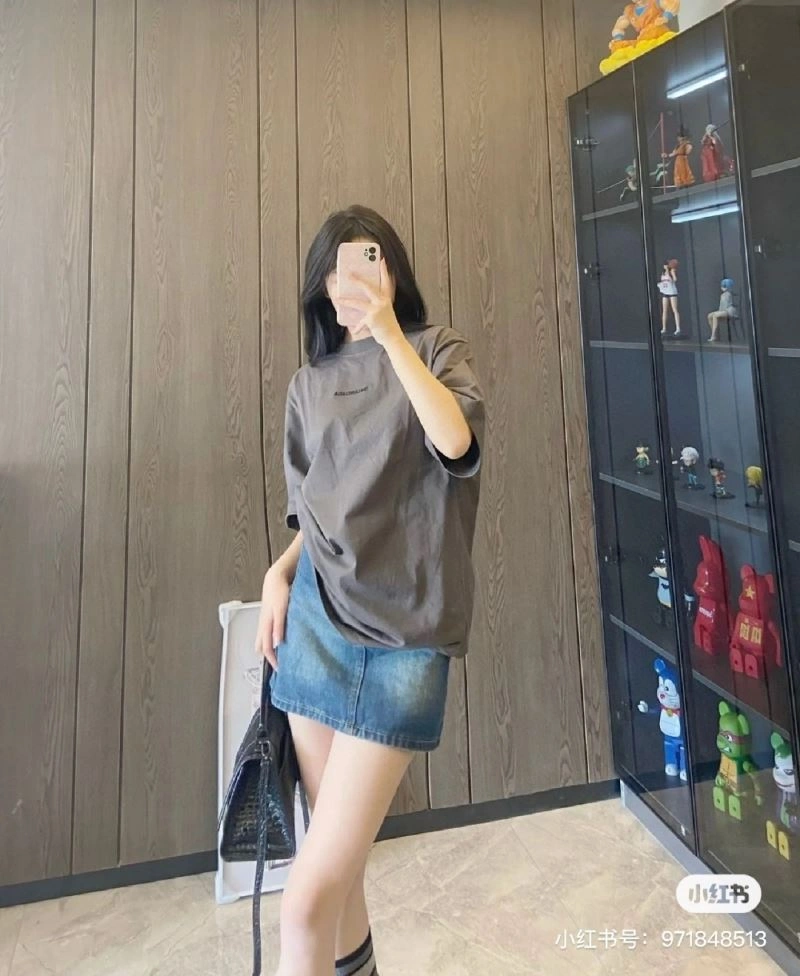 Balenciaga T-Shirts Vibrant 98043