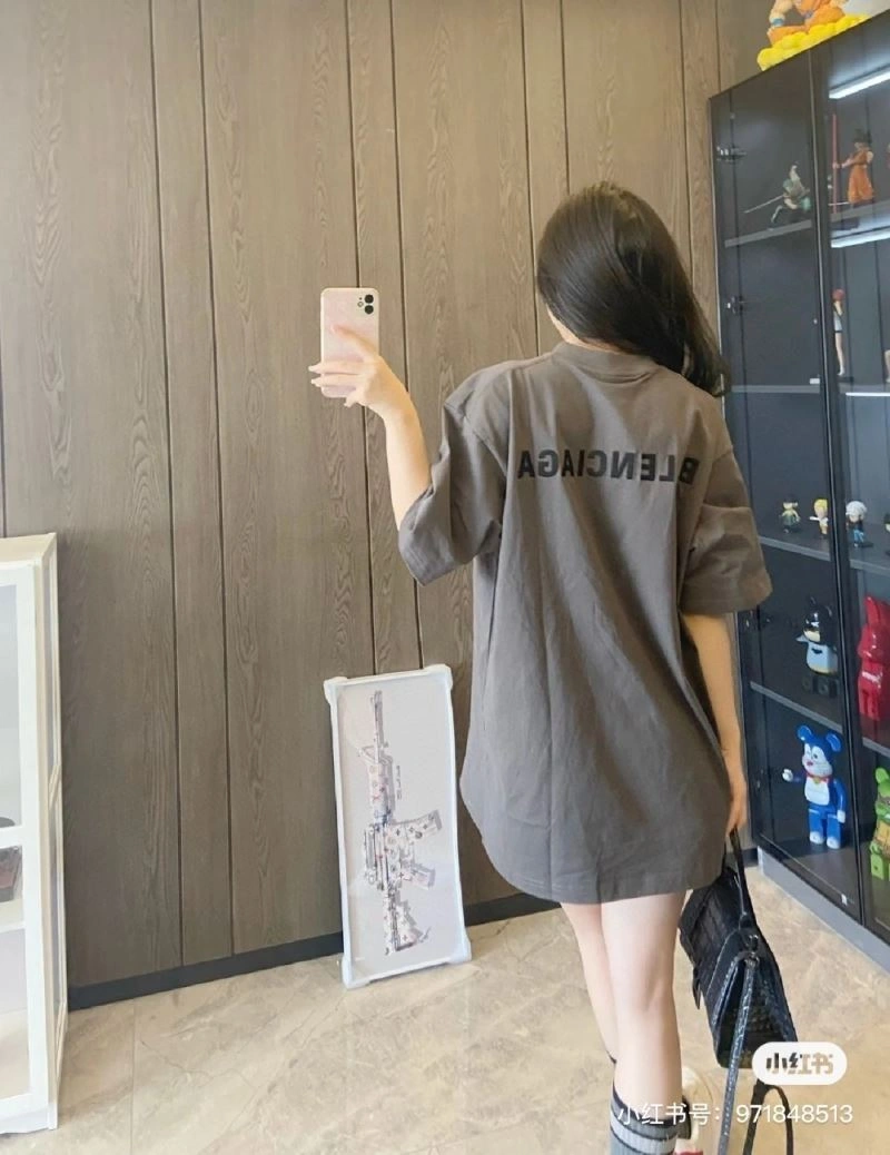 Balenciaga T-Shirts Vibrant 98043