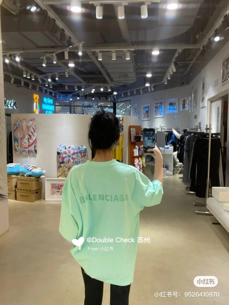 Balenciaga T-Shirts Vibrant 98043