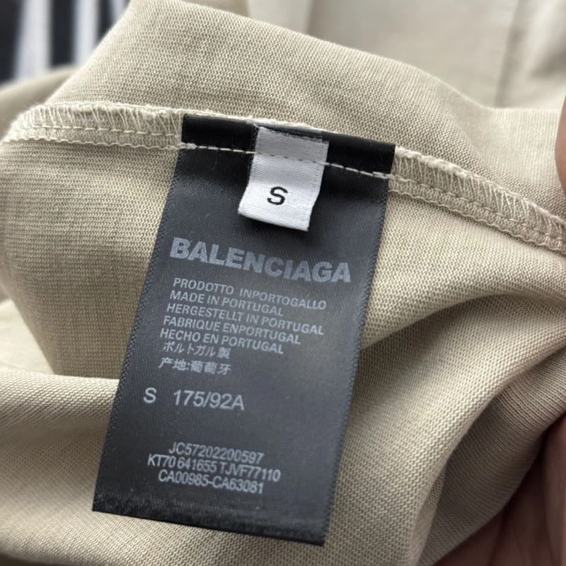 Unisex Balenciaga T-Shirts 98021