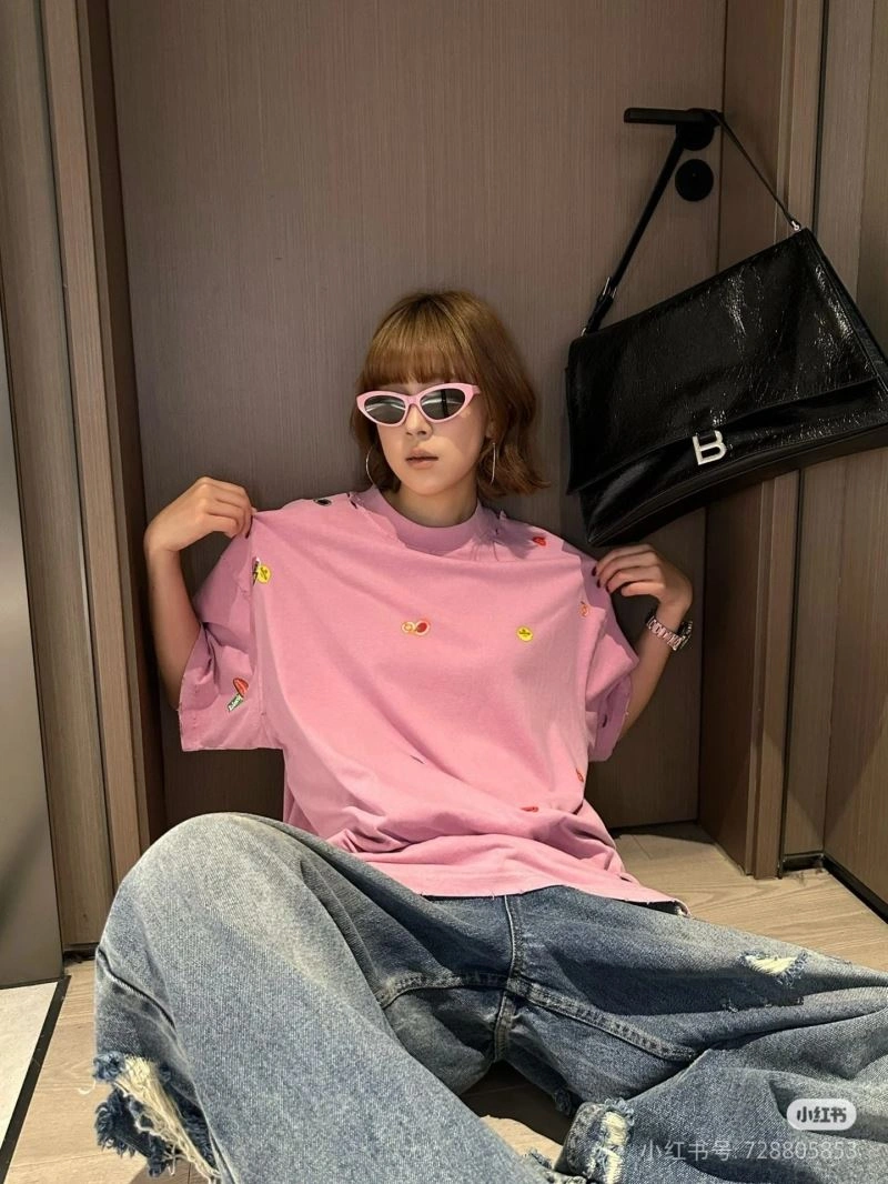 Balenciaga T-Shirts Minimalist 98020