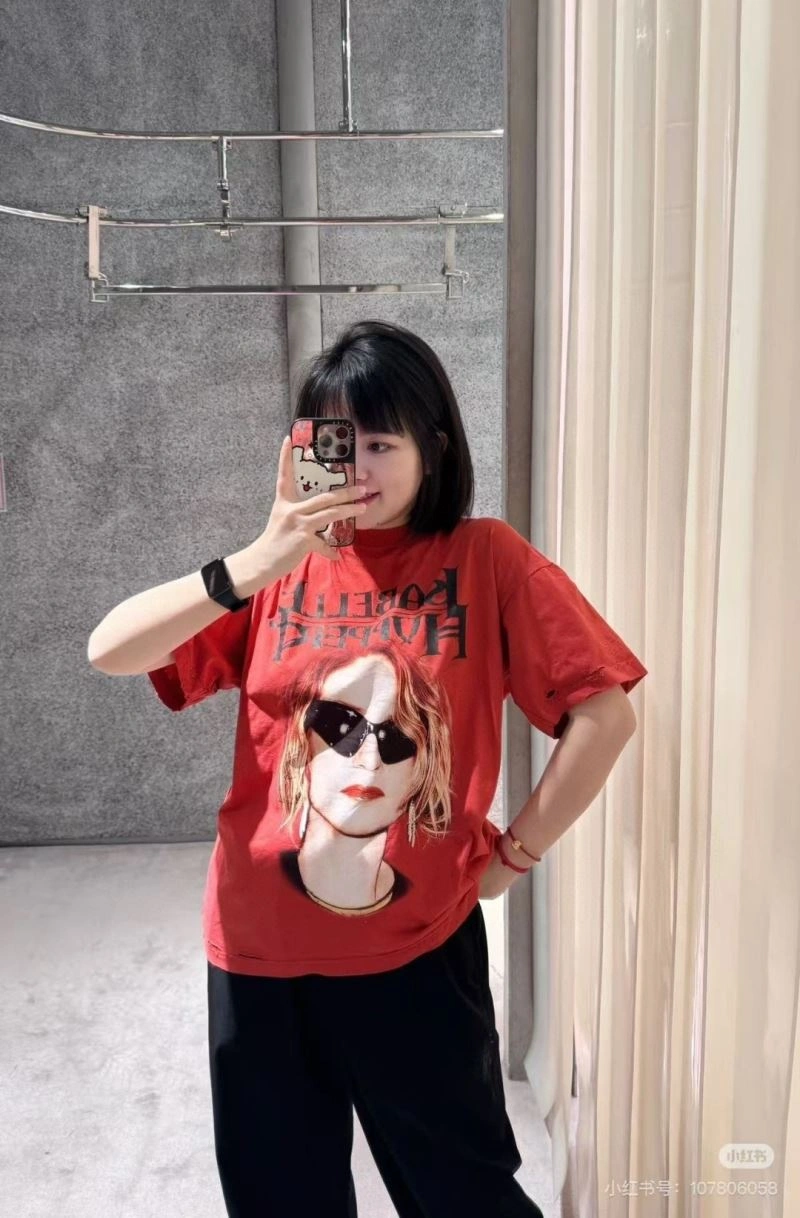 Compact Balenciaga T-Shirts 98042