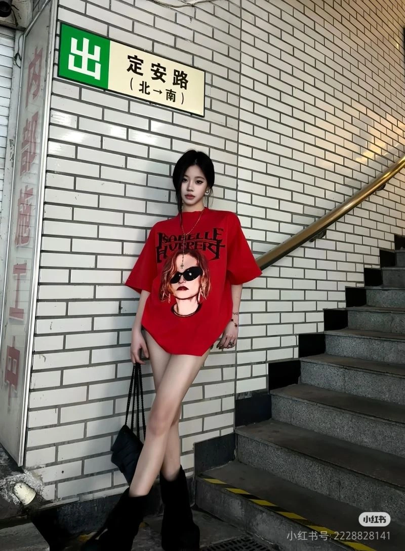 Compact Balenciaga T-Shirts 98042