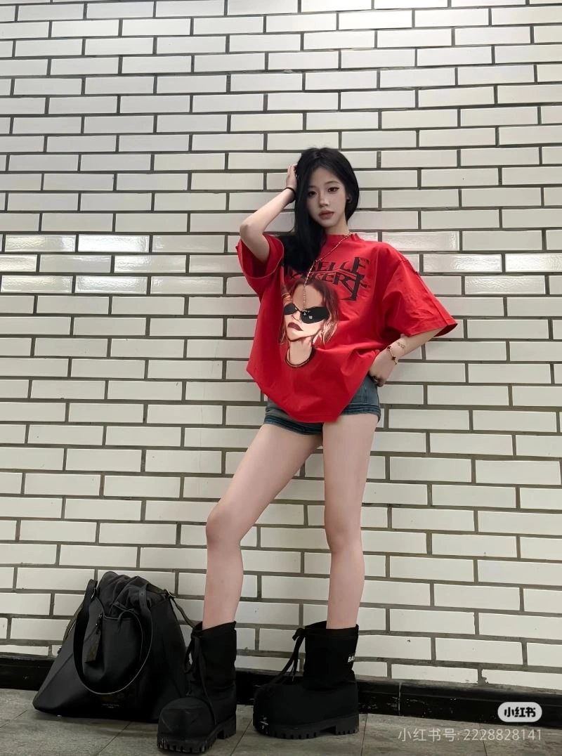 Compact Balenciaga T-Shirts 98042