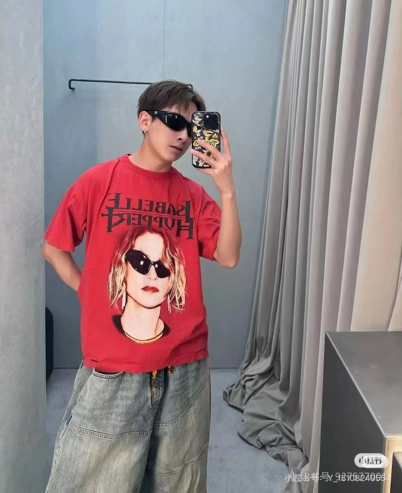 Compact Balenciaga T-Shirts 98042