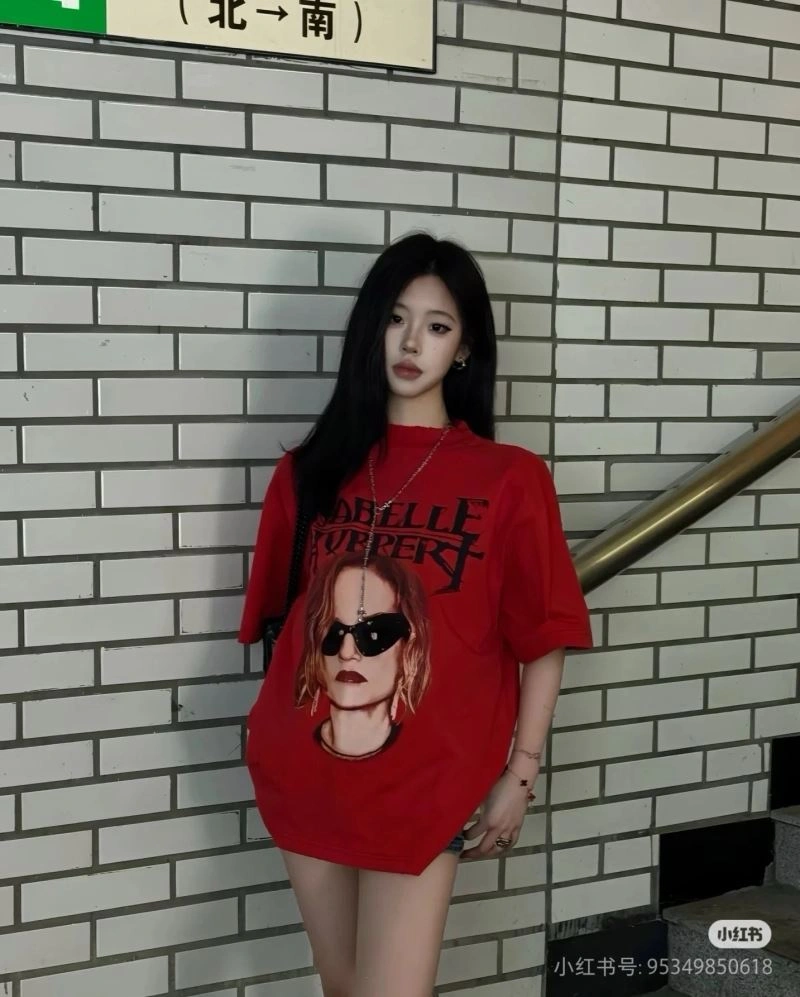 Compact Balenciaga T-Shirts 98042