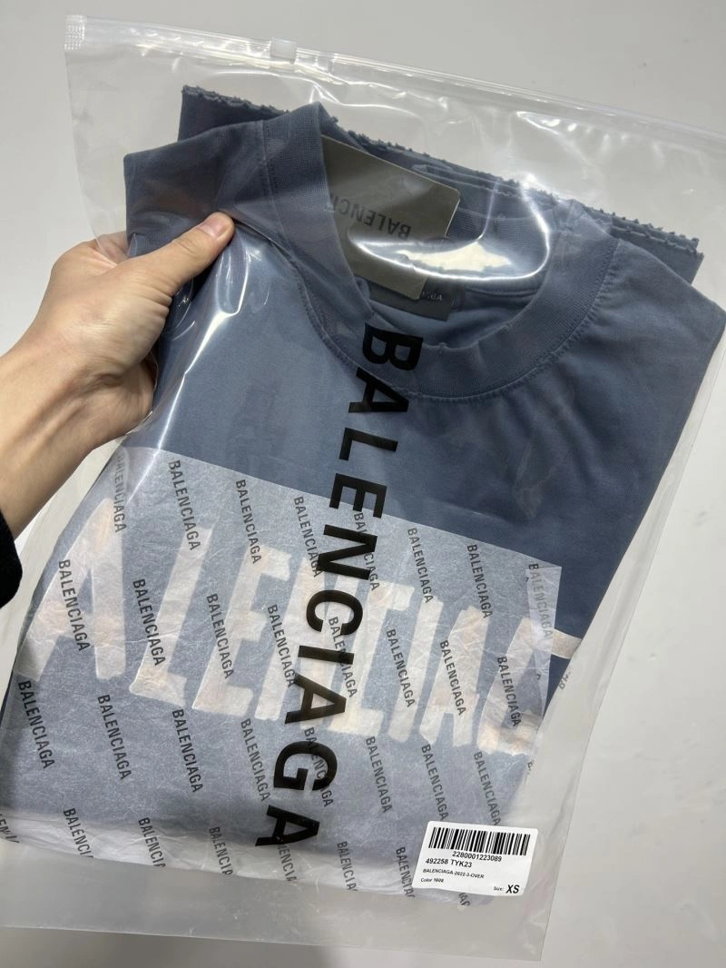 Balenciaga T-Shirts Durable 97999