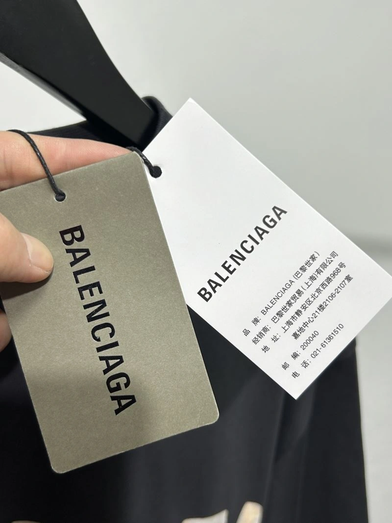 Functional Balenciaga T-Shirts 98115