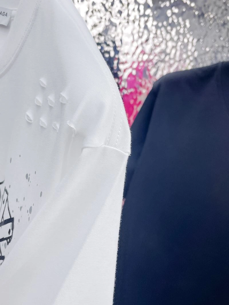 FlexibleFit Balenciaga T-Shirts 98041