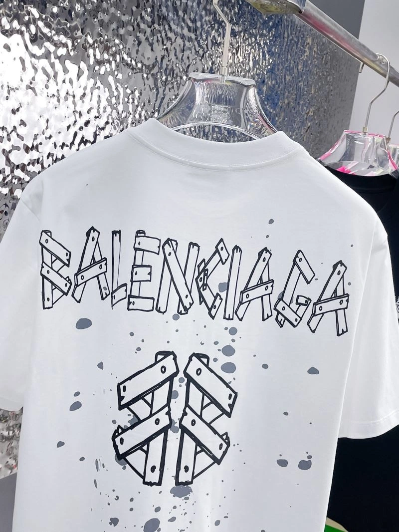 FlexibleFit Balenciaga T-Shirts 98041