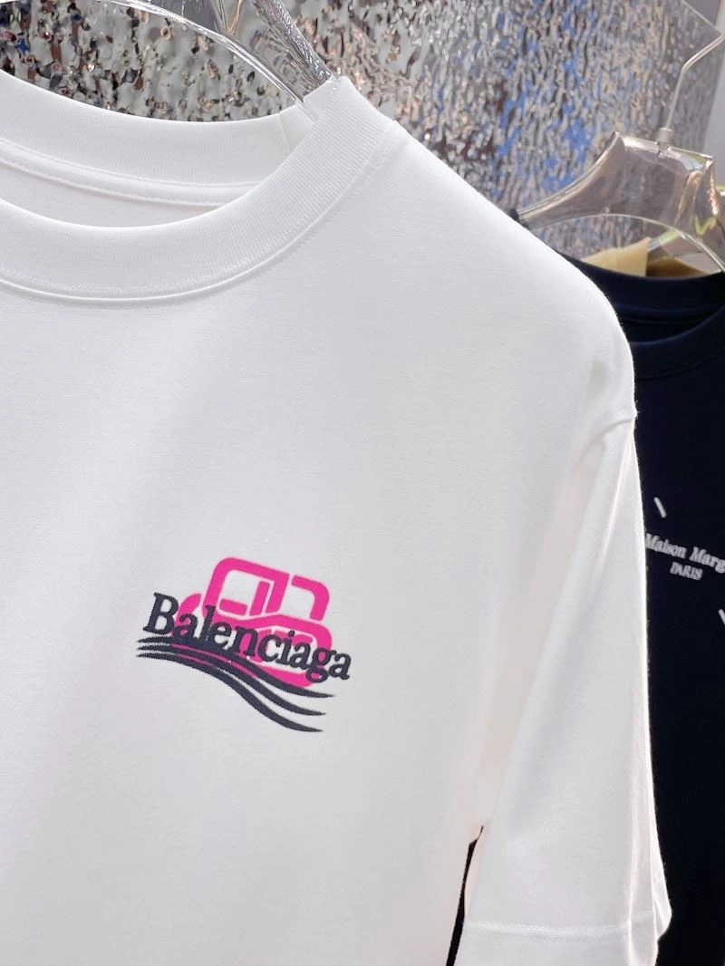Lightweight Balenciaga T-Shirts 98055