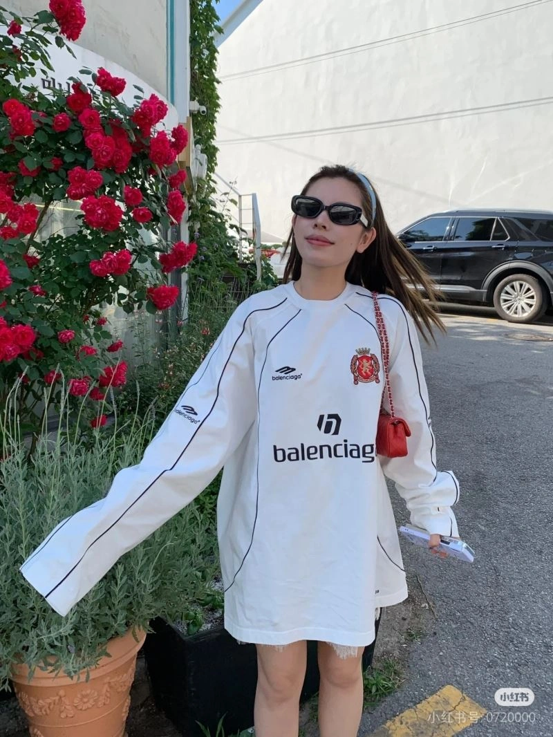 Balenciaga T-Shirts Unisex 97948