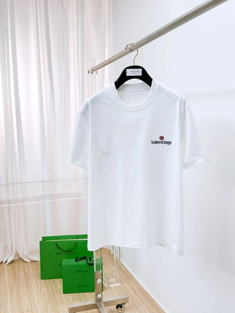 TechFriendly Balenciaga T-Shirts 97847