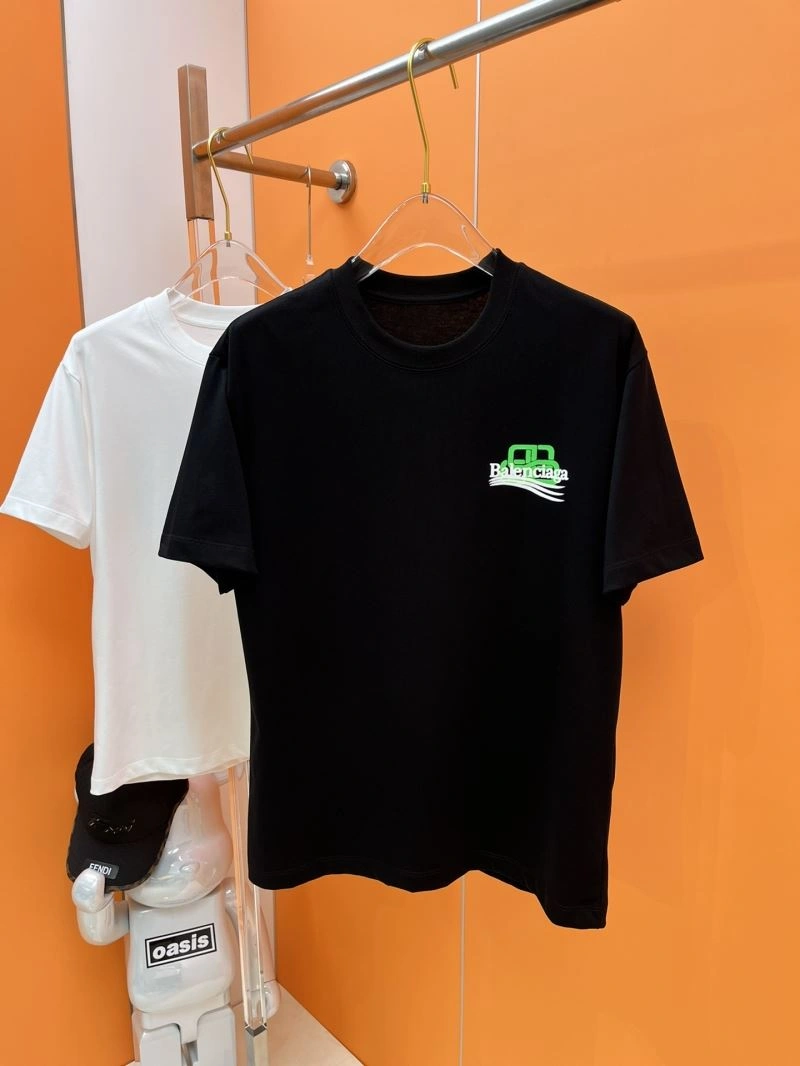 Effortless Balenciaga T-Shirts 97819