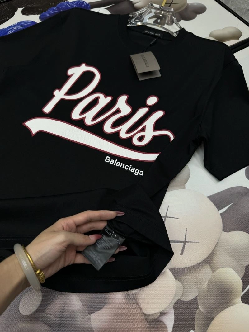 Lightweight Balenciaga T-Shirts 97797