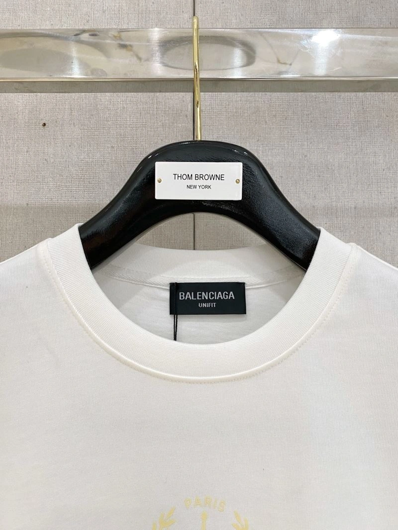 Lightweight Balenciaga T-Shirts 97789