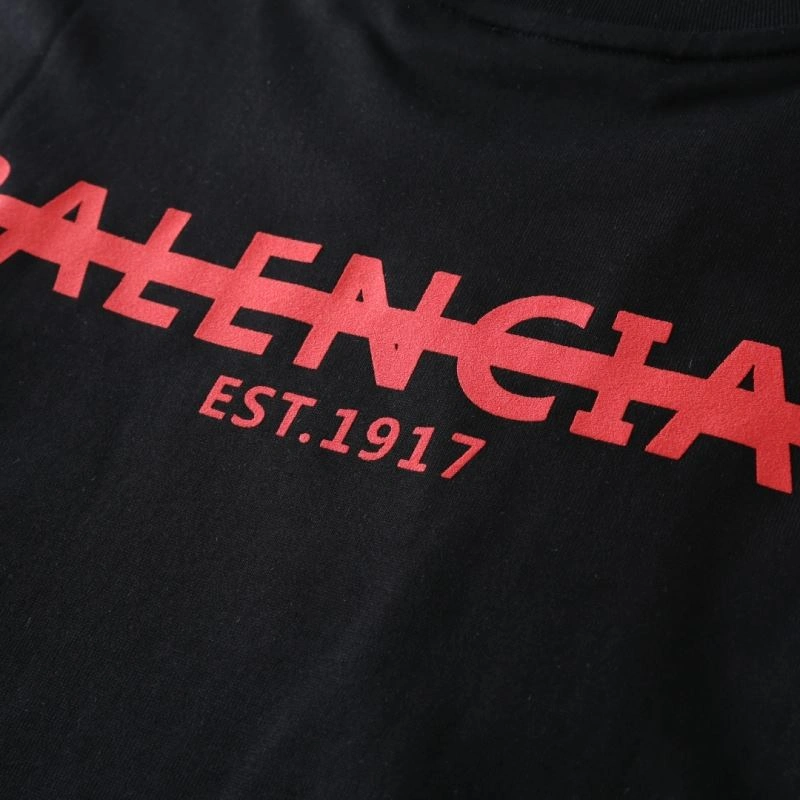 Balenciaga T-Shirts Sleek 97777