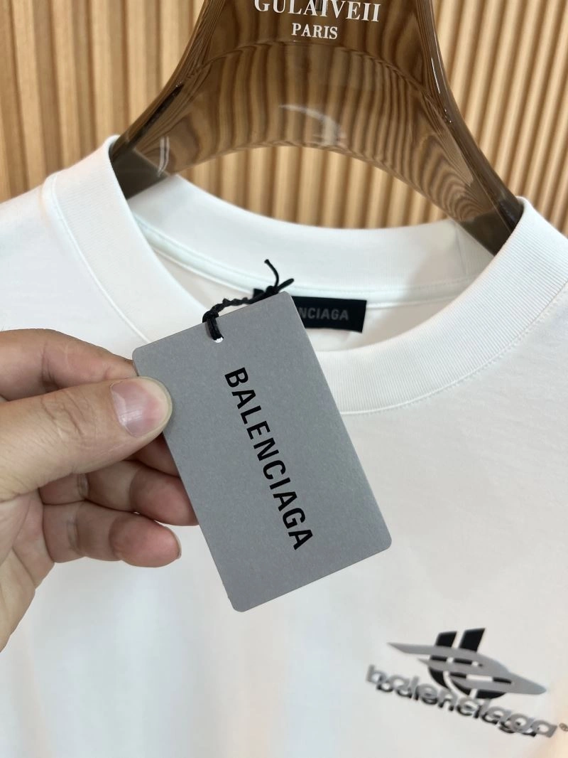 OdorResistant Balenciaga T-Shirts 97844