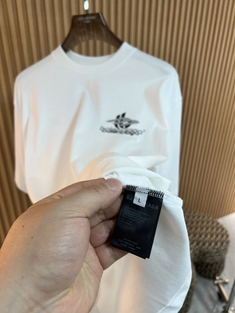 OdorResistant Balenciaga T-Shirts 97844