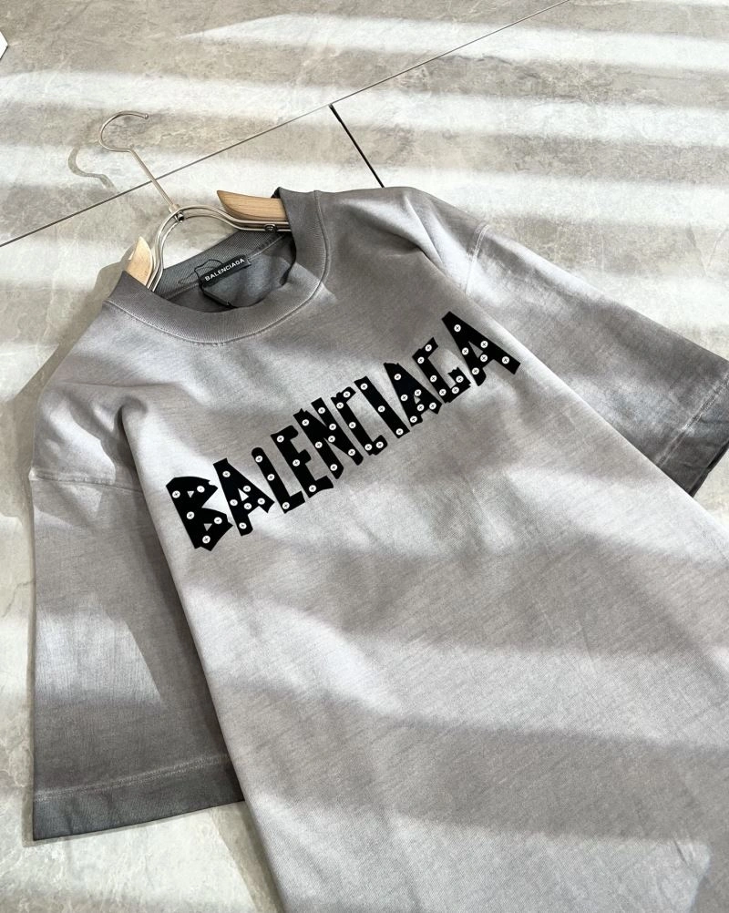 NewStyle Balenciaga T-Shirts 97759