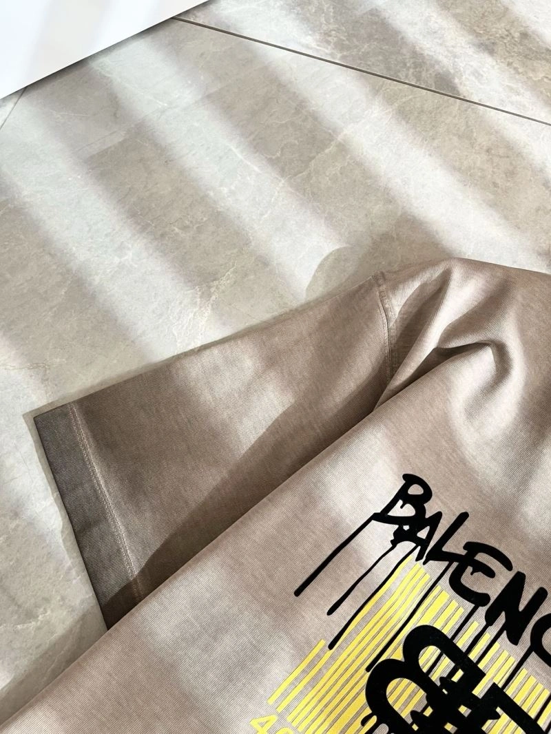 Balenciaga T-Shirts TimelessDesign 97780