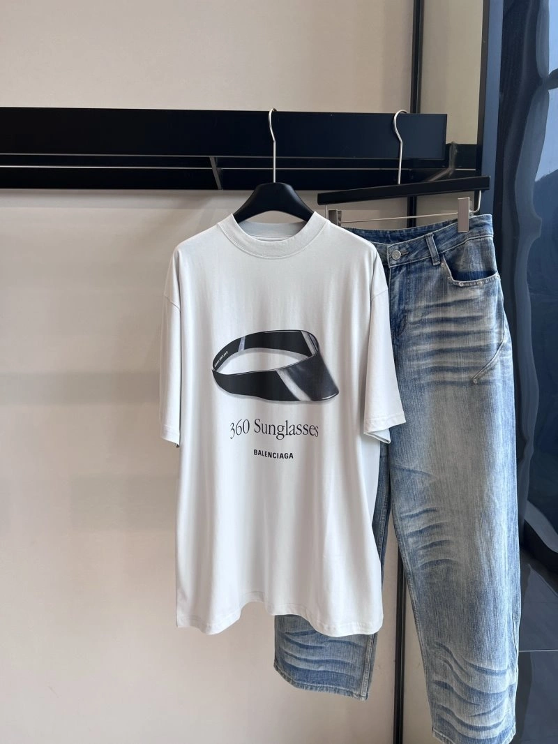 Functional Balenciaga T-Shirts 96394