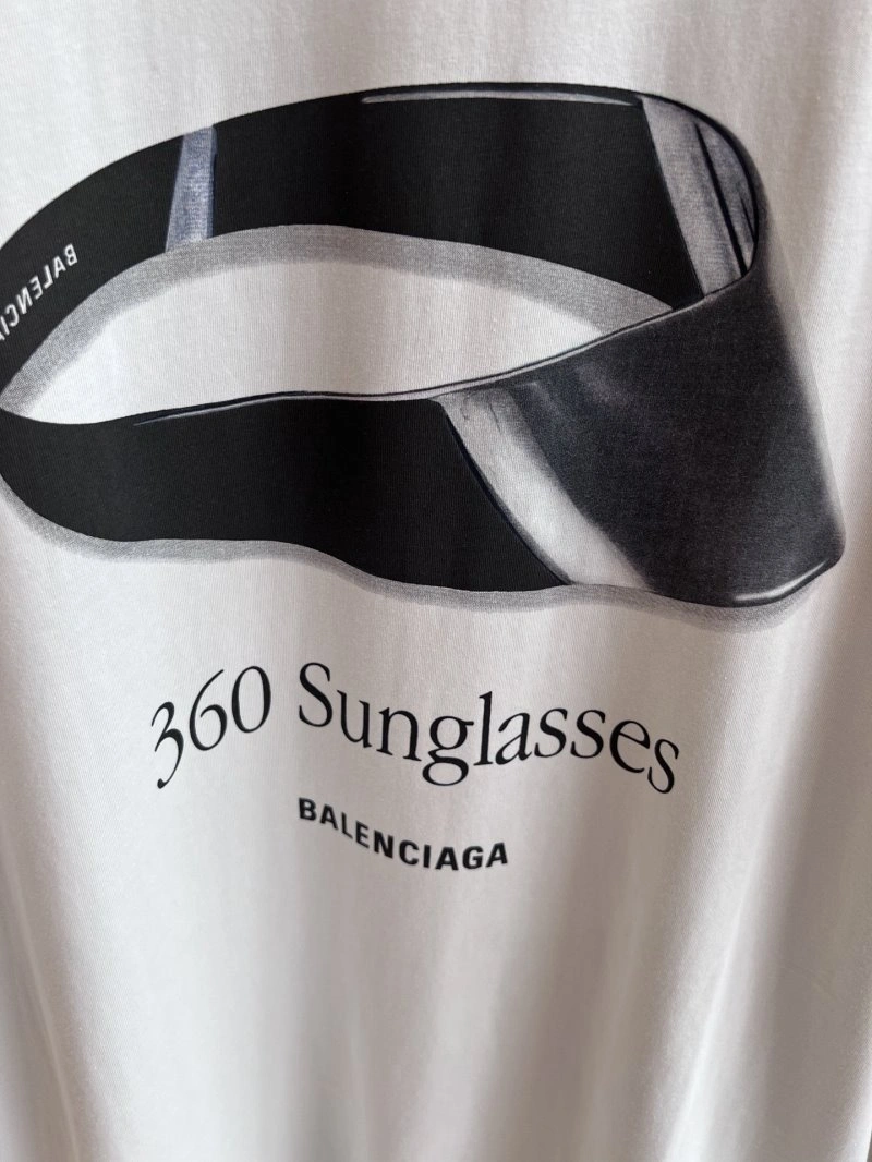 Functional Balenciaga T-Shirts 96394