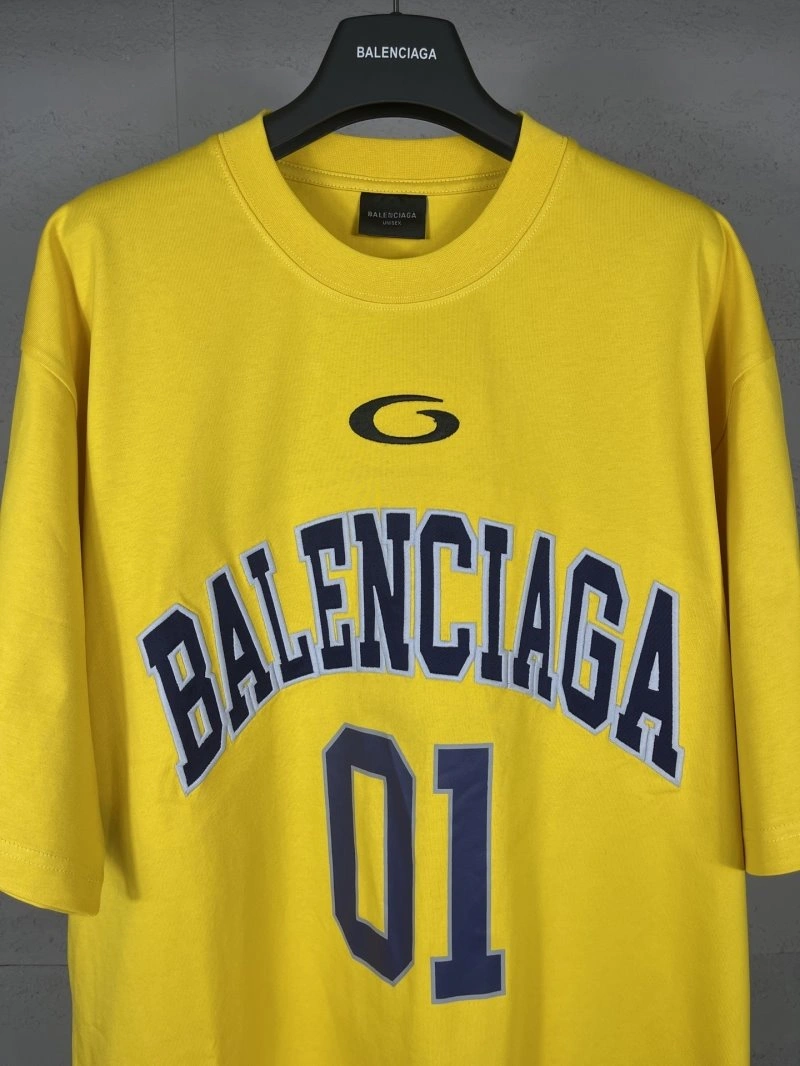 Balenciaga T-Shirts Durable 96390