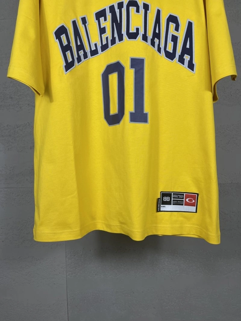 Balenciaga T-Shirts Durable 96390