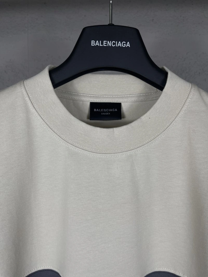 Sleek Balenciaga T-Shirts 96388