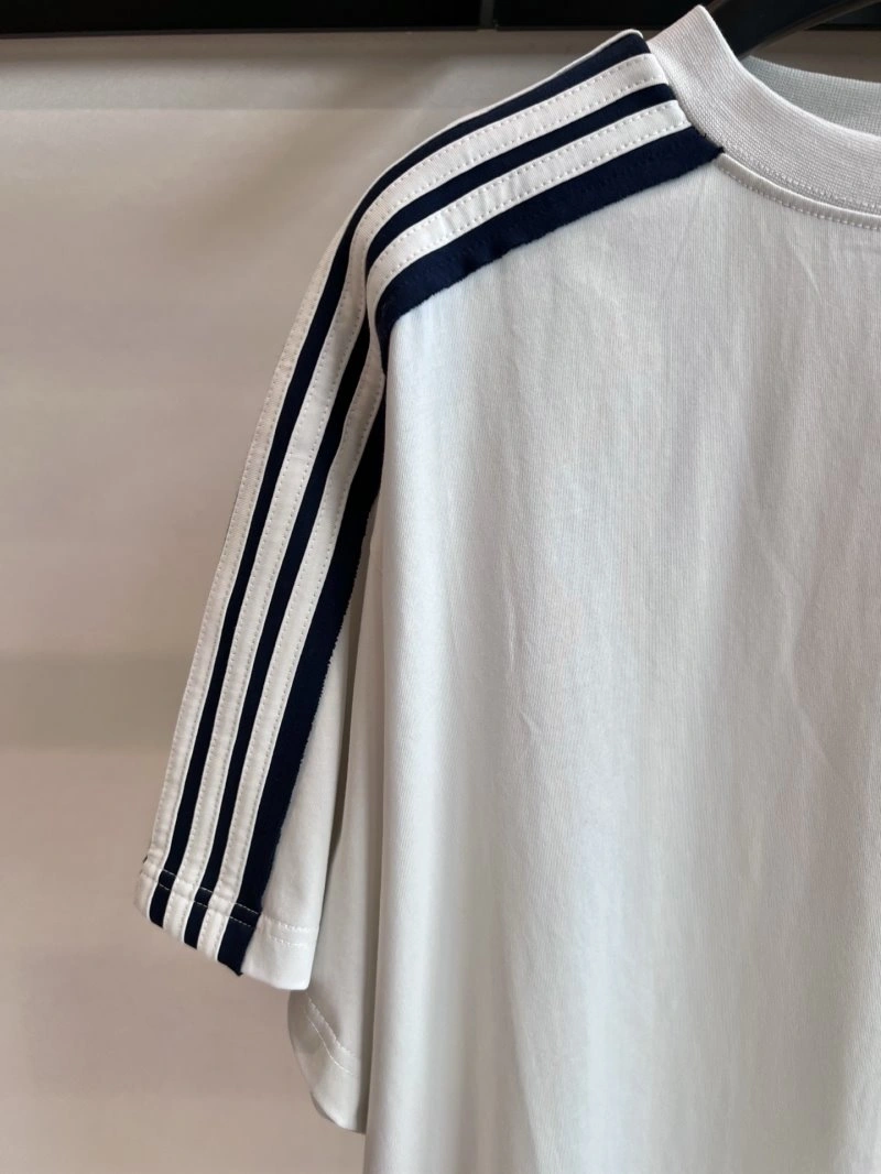 Efficient Balenciaga T-Shirts 96460