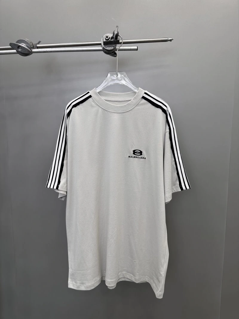 Balenciaga T-Shirts Snug 96429