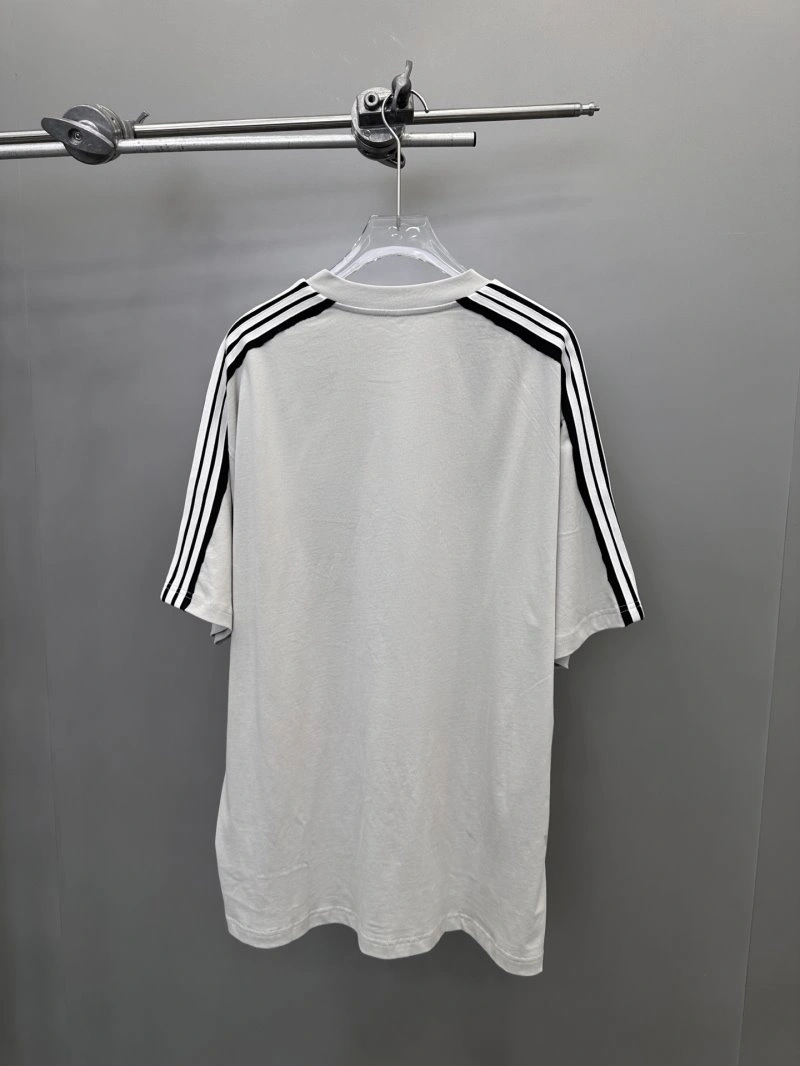Balenciaga T-Shirts Snug 96429