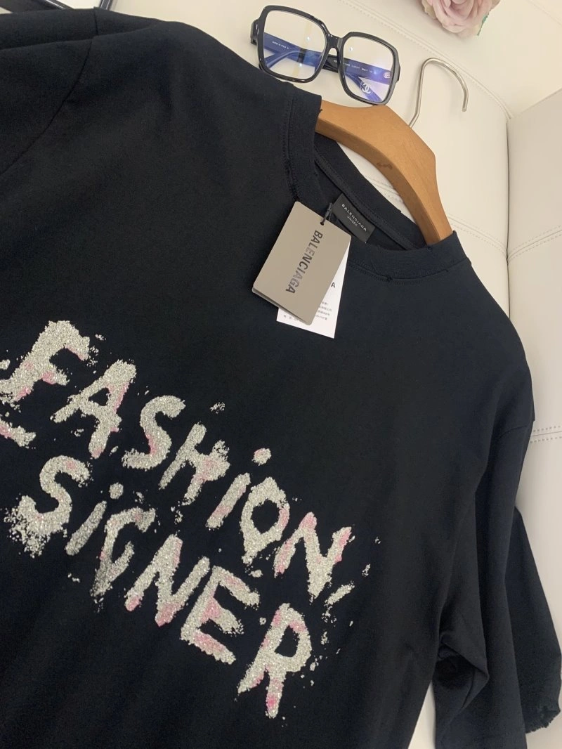Balenciaga T-Shirts Elegant 96354