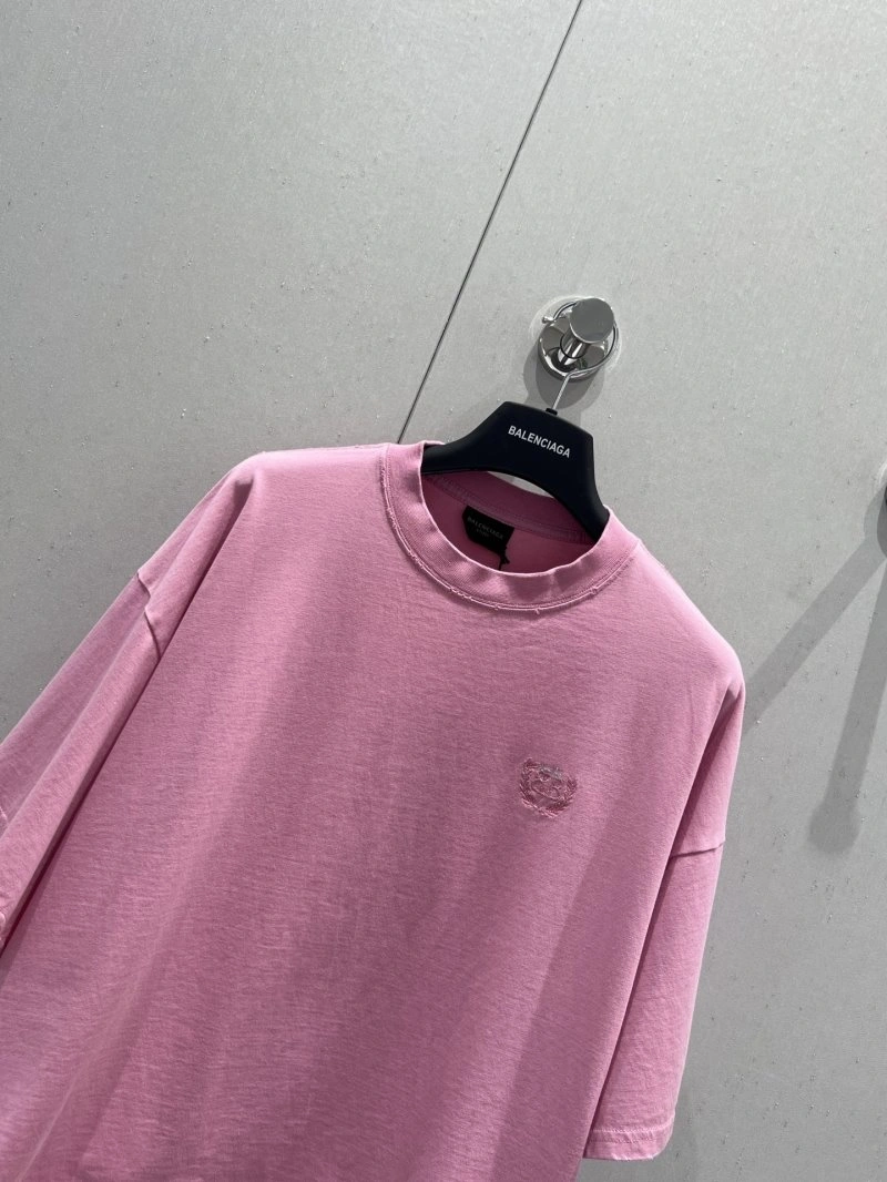 Versatile Balenciaga T-Shirts 96419