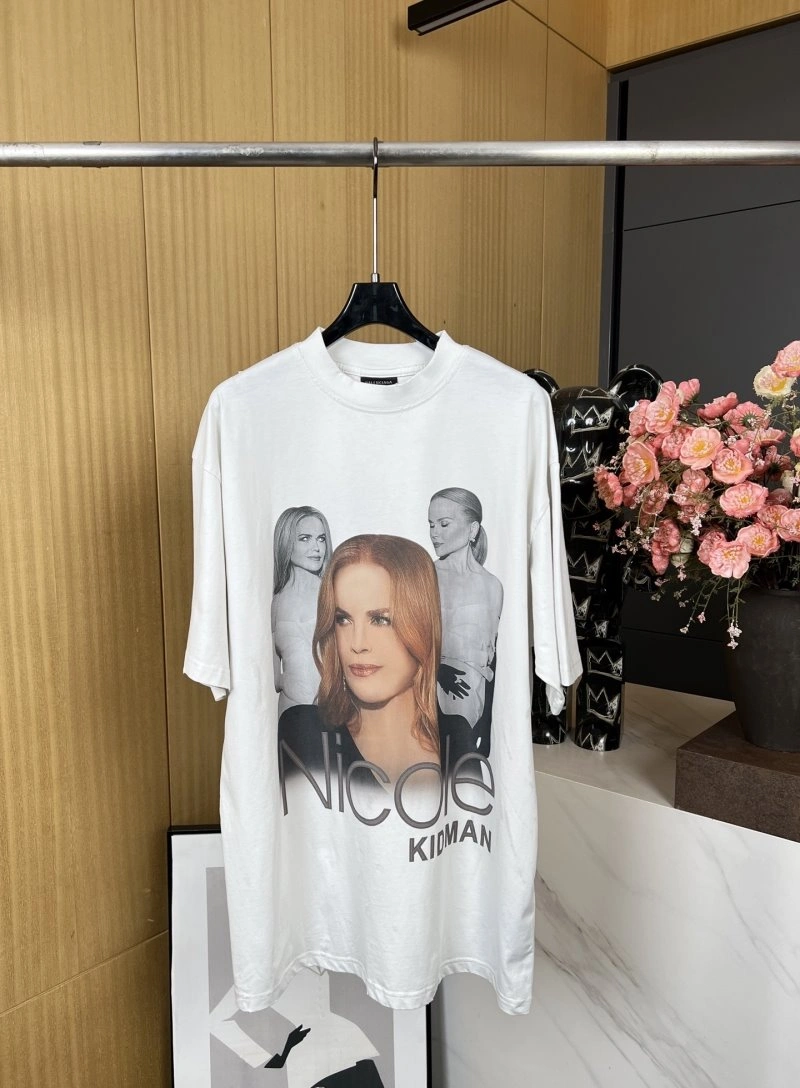 Fashionable Balenciaga T-Shirts 96281