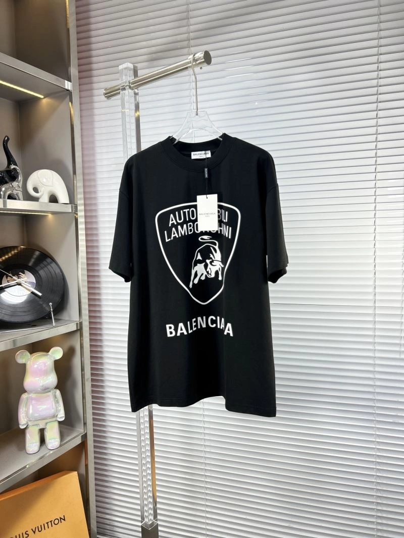 Unisex Balenciaga T-Shirts 97700
