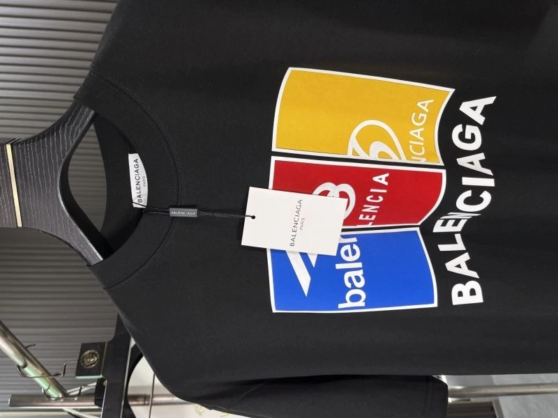 Lightweight Balenciaga T-Shirts 97618