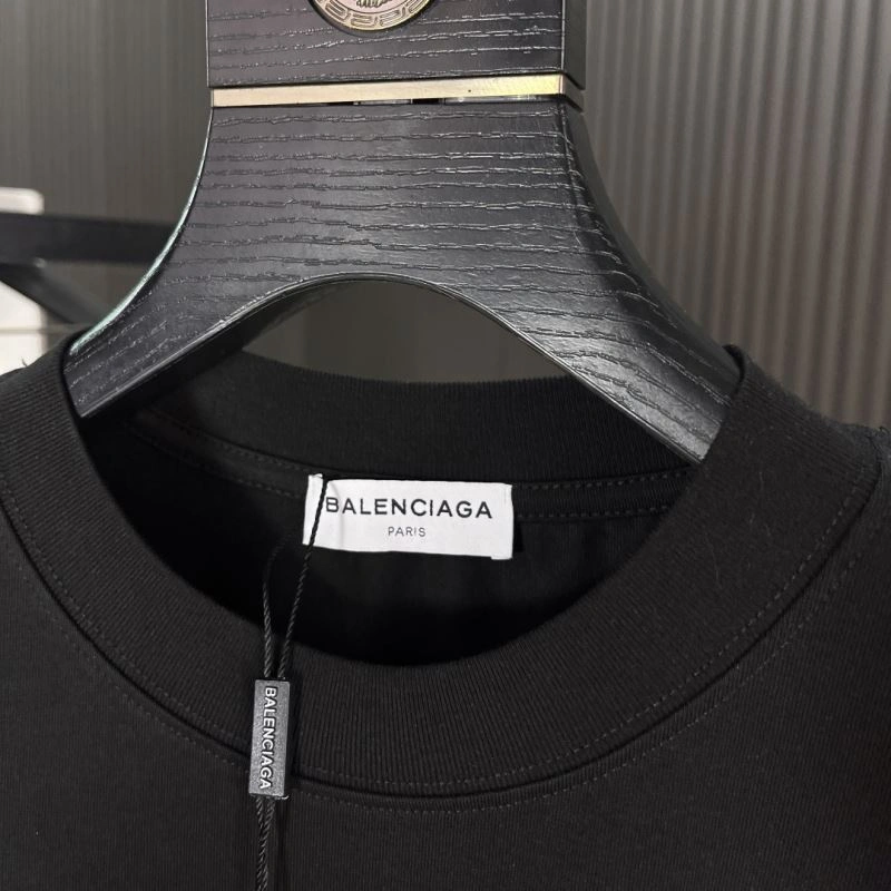 Lightweight Balenciaga T-Shirts 97618