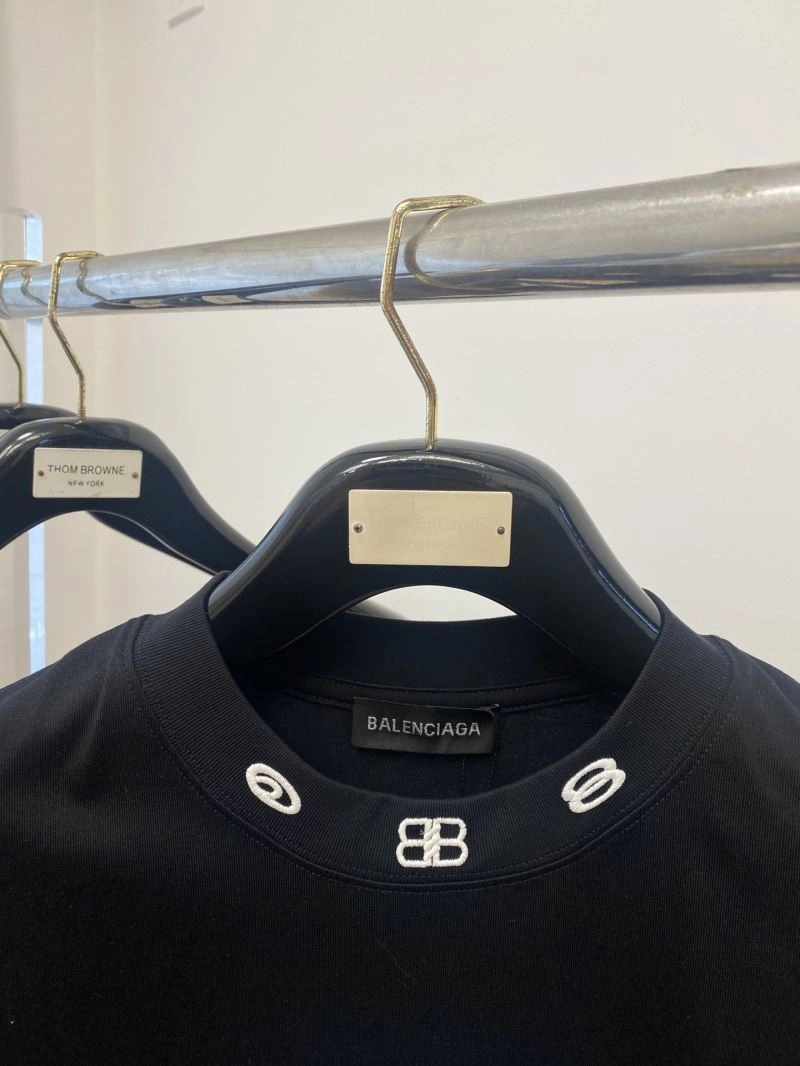 WellDesigned Balenciaga T-Shirts 97605
