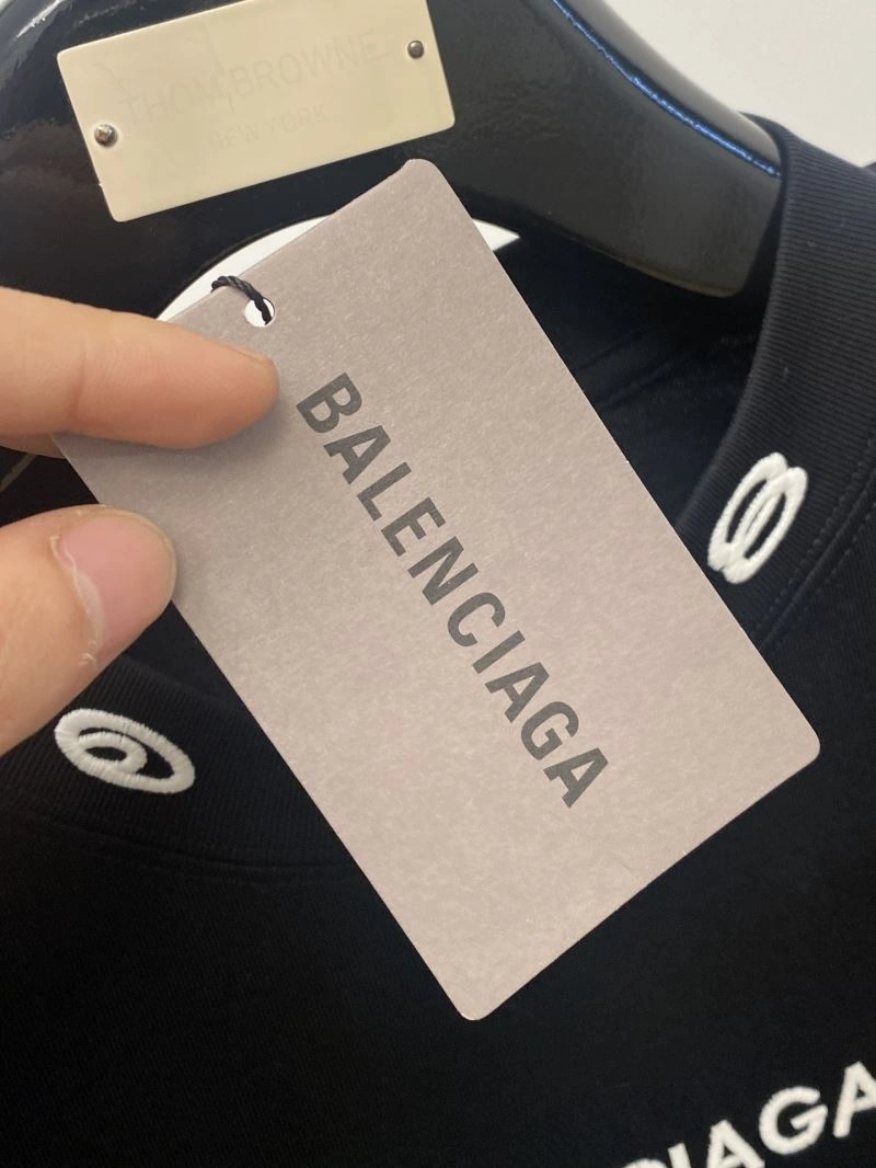 WellDesigned Balenciaga T-Shirts 97605