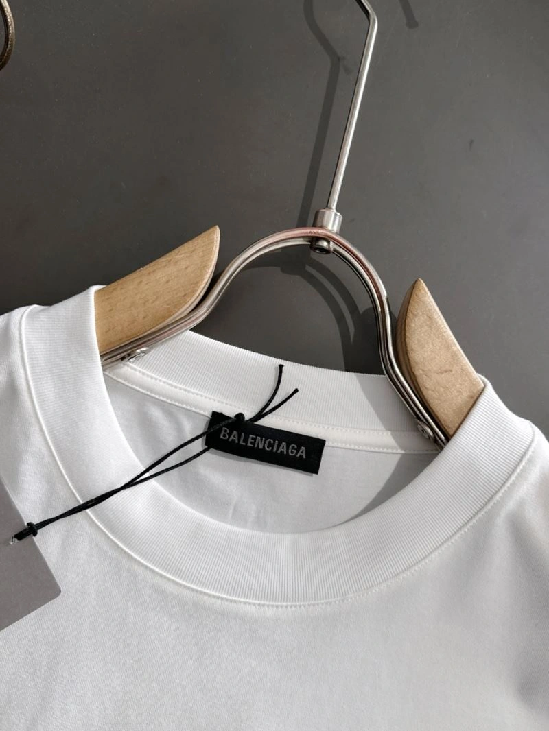 Balenciaga T-Shirts Sleek 97640