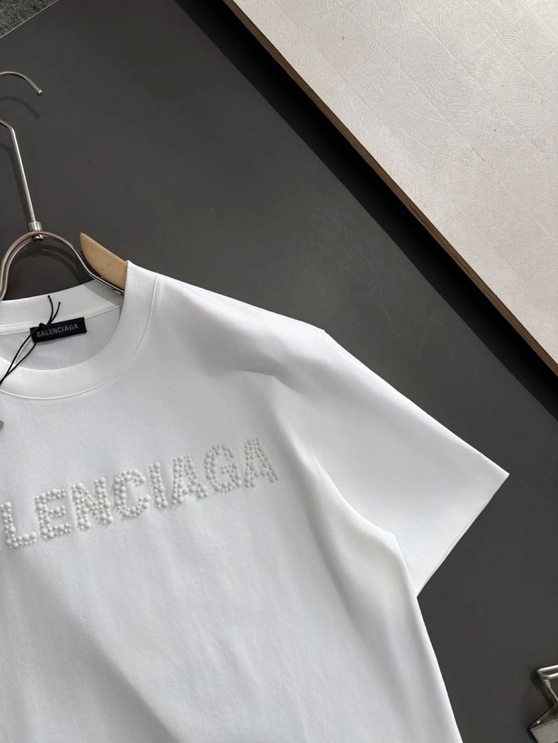 Balenciaga T-Shirts Sleek 97640