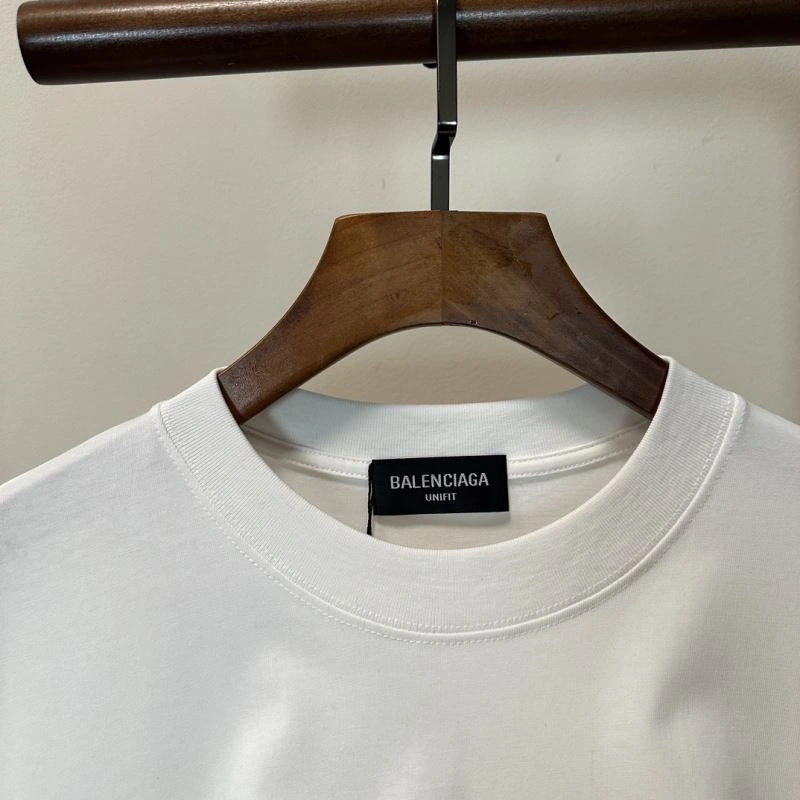 HighPerformance Balenciaga T-Shirts 97601